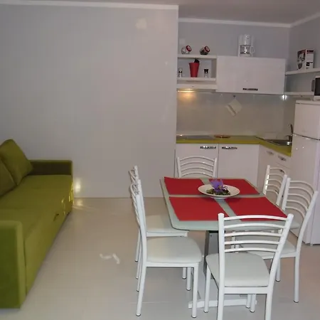 Jerine Apartment *