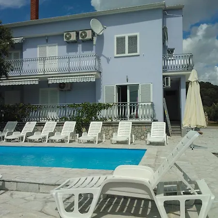 Jerine Apartment *
