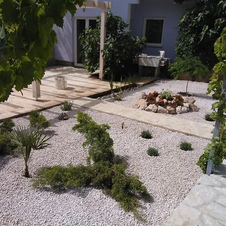 Jerine Apartman Tribunj (Sibenik-Knin)