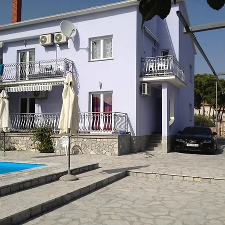 Apartment Jerine
