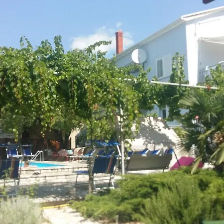 Jerine Tribunj (Sibenik-Knin)