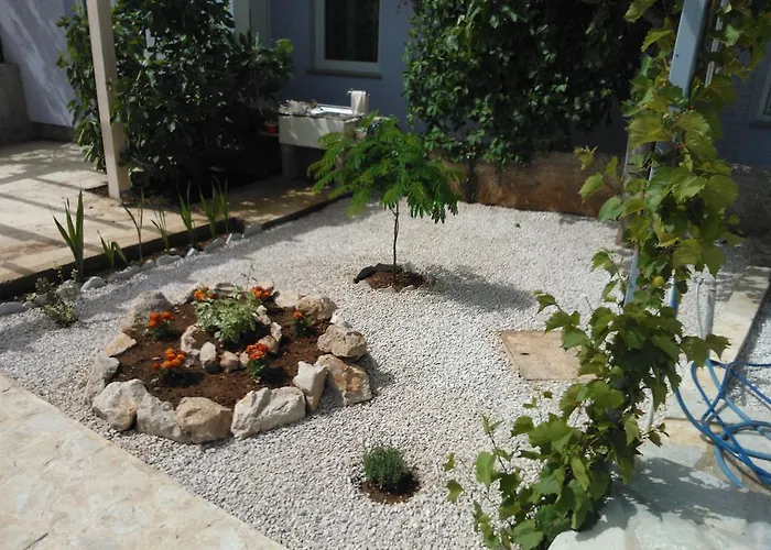 Jerine Tribunj (Sibenik-Knin)